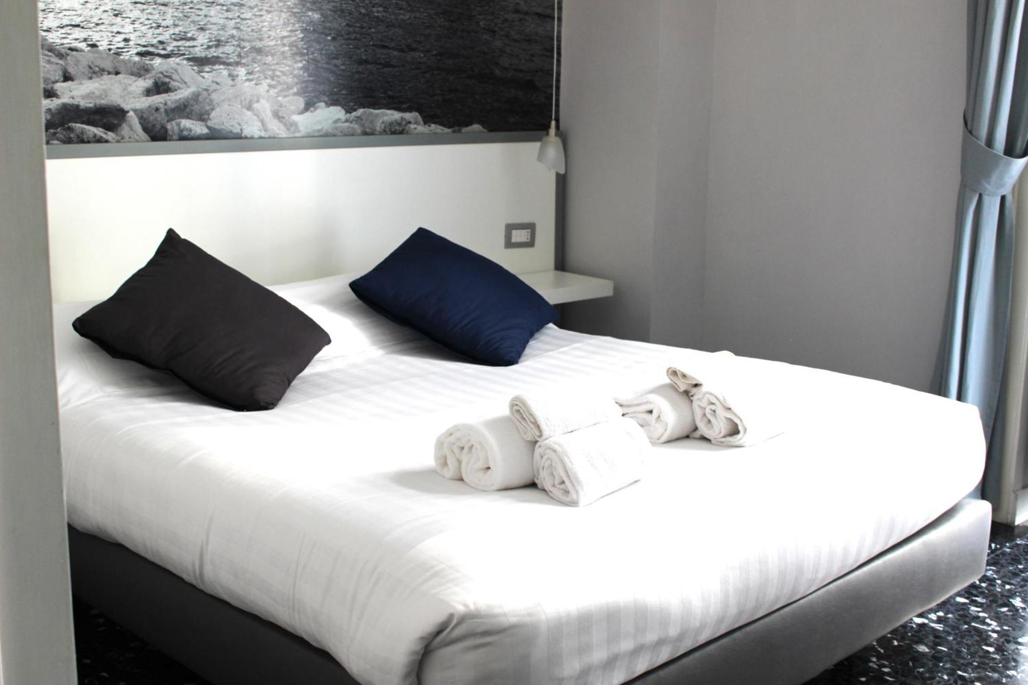 נאפולי Beverello Rooms מראה חיצוני תמונה