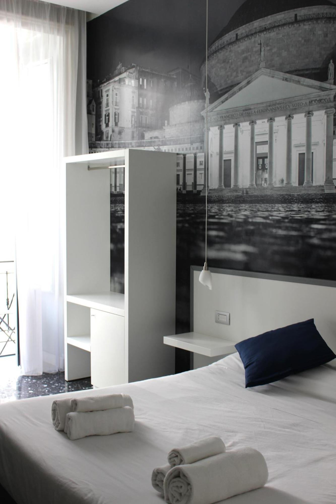 נאפולי Beverello Rooms מראה חיצוני תמונה