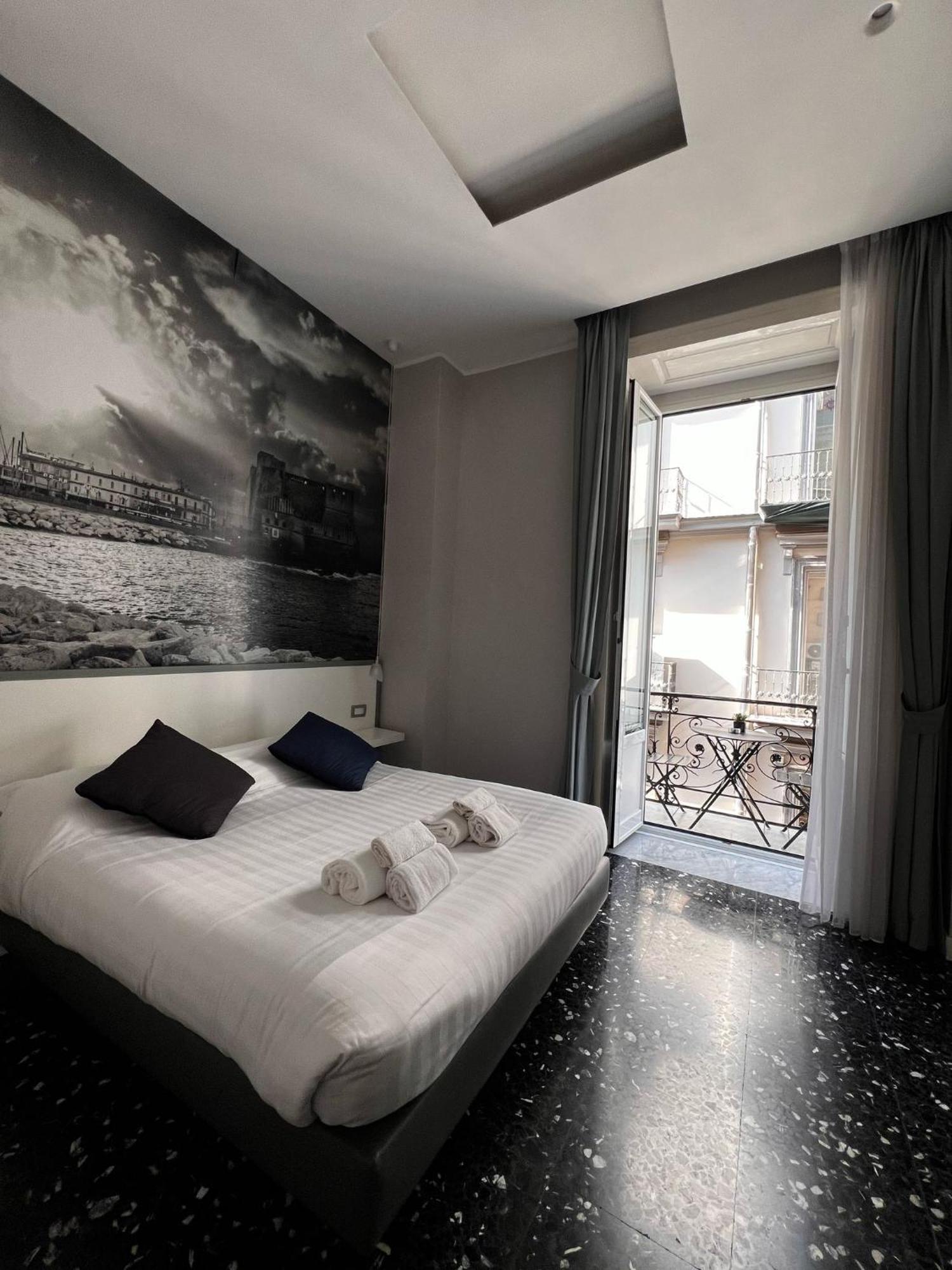 נאפולי Beverello Rooms מראה חיצוני תמונה