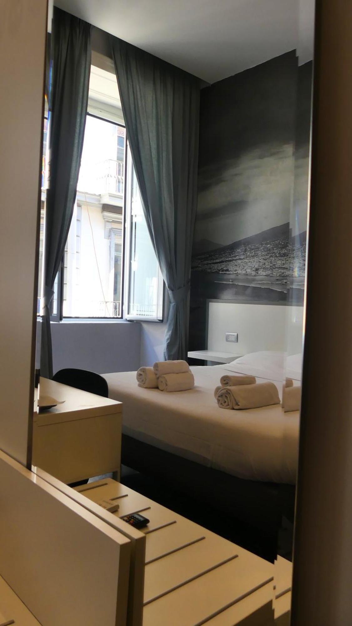 נאפולי Beverello Rooms מראה חיצוני תמונה