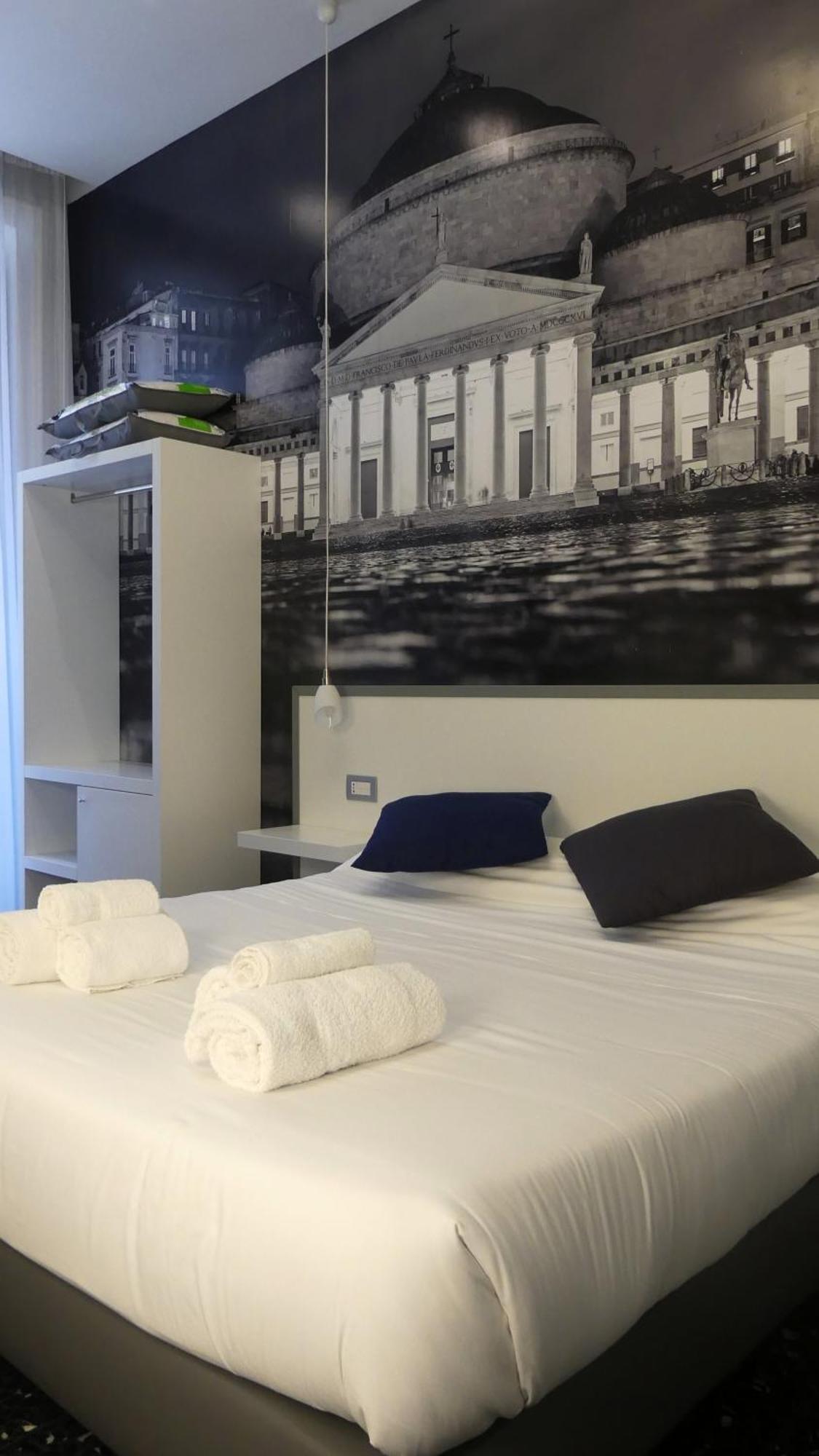 נאפולי Beverello Rooms מראה חיצוני תמונה